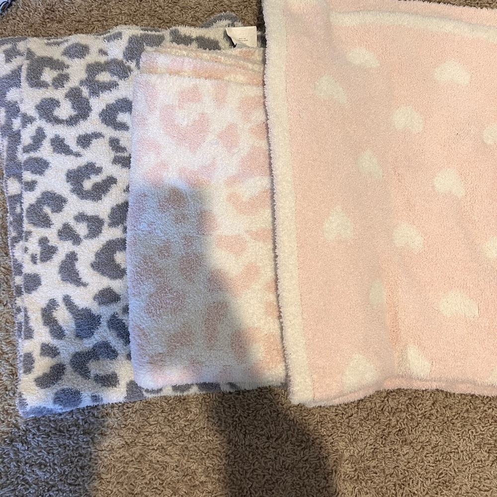 Set of 3 blankets